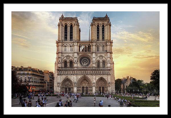 Notre Dame De Paris Framed Art Prints