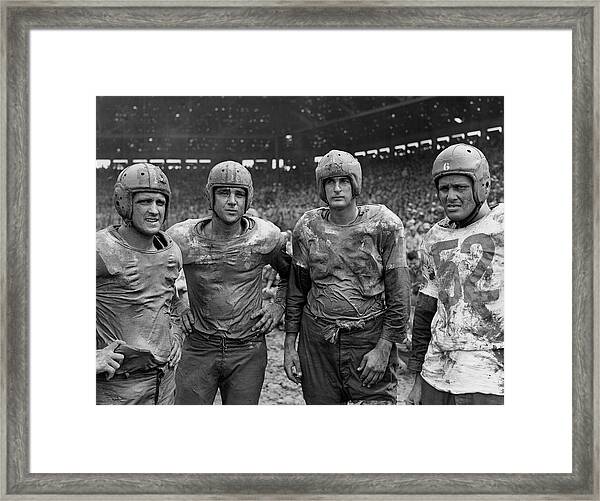 1968 NAVY FOOTBALL TEAM FRAMED B&W PRINT 