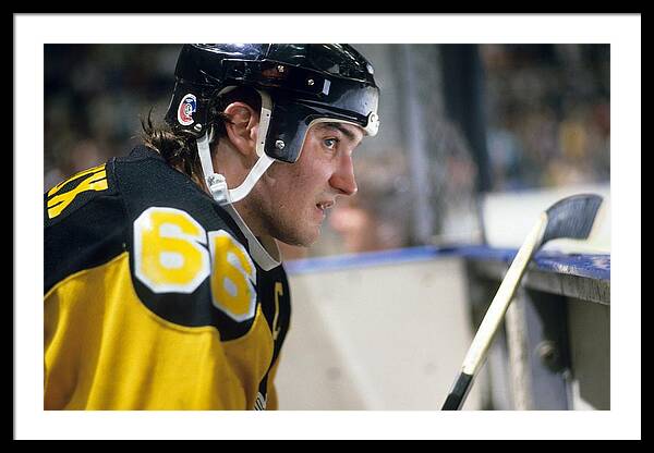 Pittsburgh Penguins - Mario Lemieux by B Bennett