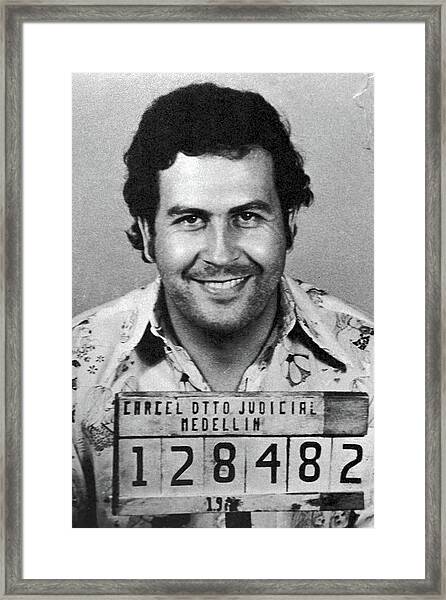 Pablo Escobar standing in front of the White House Circa 1982  redditcom