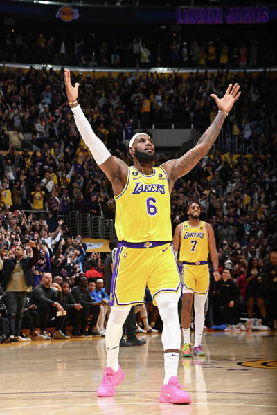 Lebron James Breaks All-time Scoring Record Poster