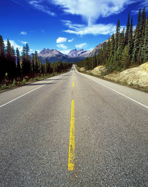 Wall Art - Photograph - Icefields Parkway, Banff Np, Alberta by Hans-peter Merten