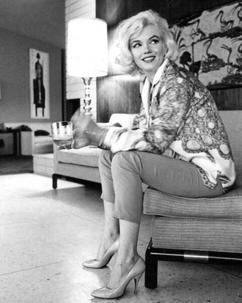 Wall Art - Photograph - Marilyn Monroe  #5 by Retro Images Archive