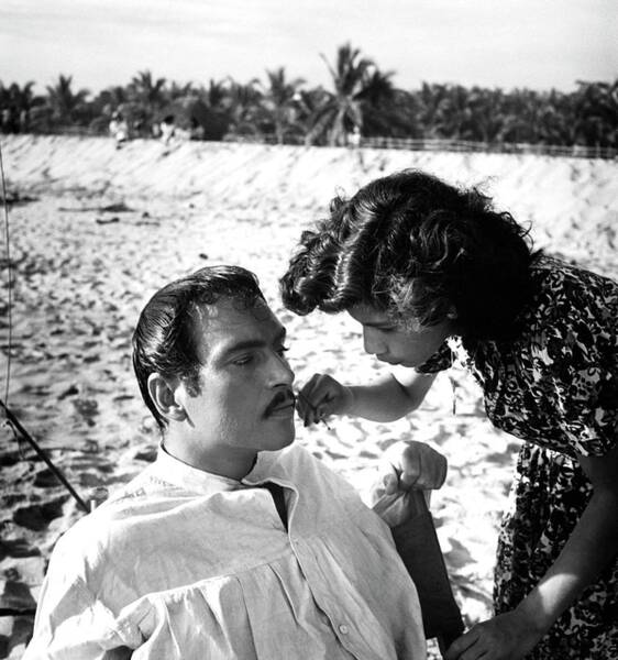 Wall Art - Photograph - Pedro Armendariz With A Make-up Artist by Horst P Horst