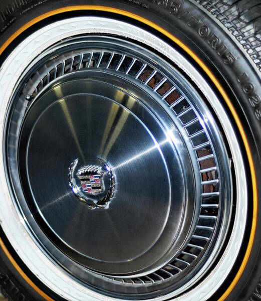1963 store cadillac hubcaps