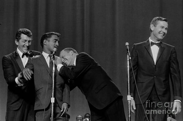 Wall Art - Photograph - The Rat Pack Perform With Carson by Cbs Photo Archive