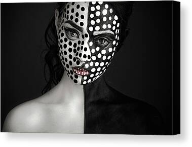 Body painting Canvas Print