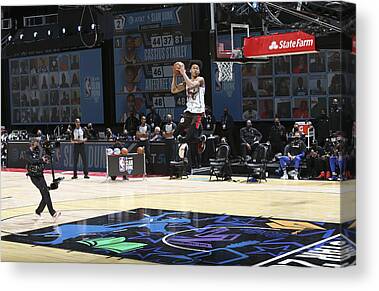 Michael Jordan Dunk Contest Neon Effect Canvas Print Poster – Aesthetic  Wall Decor