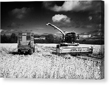 Canvas Poster Wall Art Print Picture Framed Combine Harvester Barley Yello AD113 