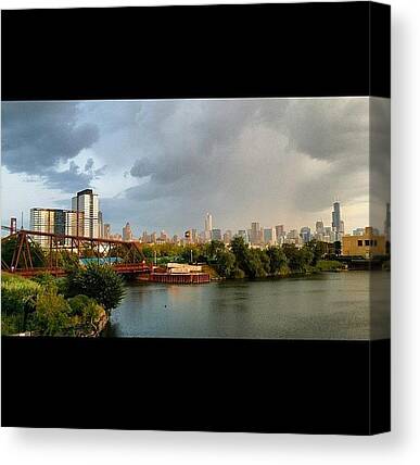 North Avenue Canvas Prints