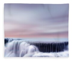 Waterflow Fleece Blankets