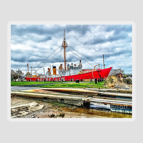 Nantucket Lightship WLV-612 Photograph by Brian MacLean - Pixels