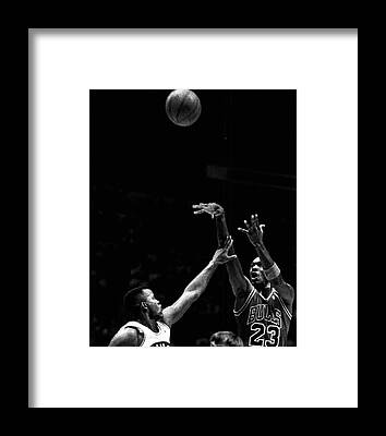 Basketball Great Bob Cousy of the Boston Celtics 1959 Acrylic Print by  Sporting Magazine Archives - Pixels