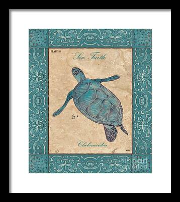 Green Turtle Framed Prints