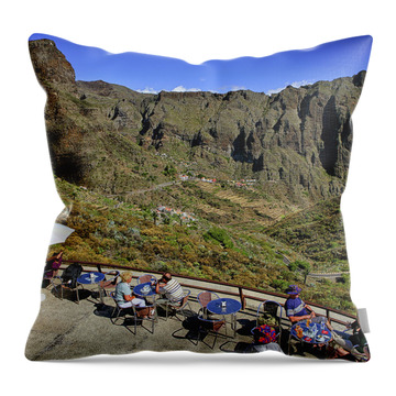 City Of Rocks National Reserve Throw Pillows