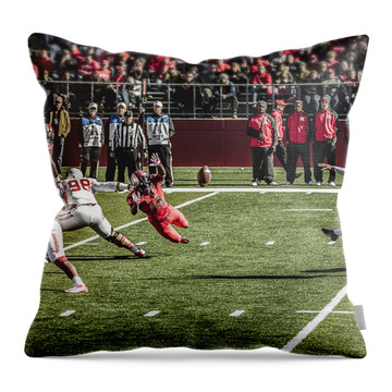 Rutgers University The State University Throw Pillows