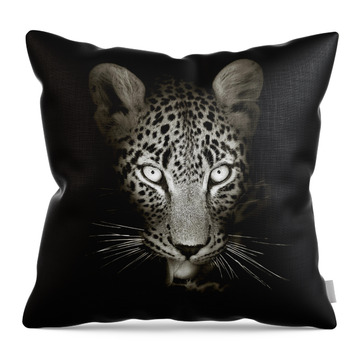 Leopard Portrait Photos Throw Pillows