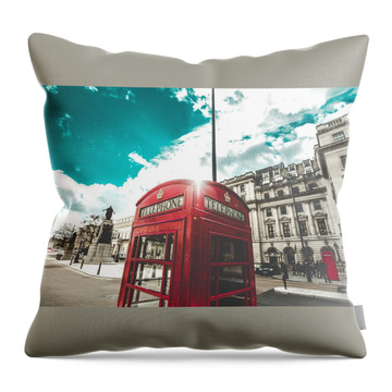 Instagramers Throw Pillows