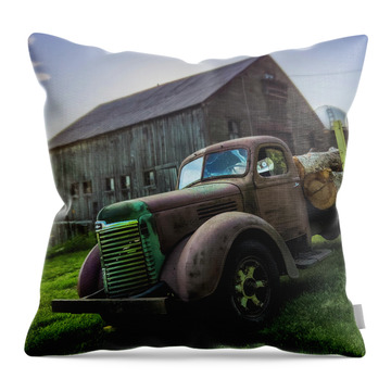 Old New England Barn Throw Pillows