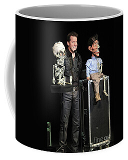 https://render.fineartamerica.com/images/rendered/search/frontright/mug/images/artworkimages/medium/1/1-jeff-dunham-concert-photos.jpg?&targetx=289&targety=0&imagewidth=222&imageheight=333&modelwidth=800&modelheight=333&backgroundcolor=040404&orientation=0&producttype=coffeemug-11