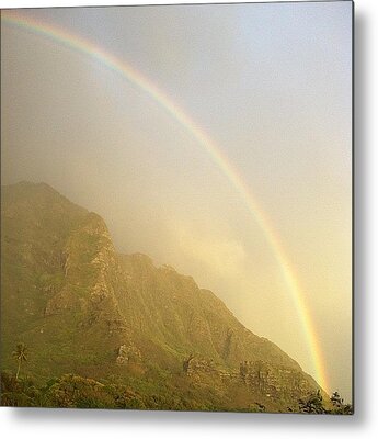 Oahu Metal Prints