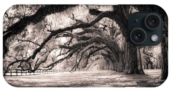 Boone Hall Plantation iPhone Cases