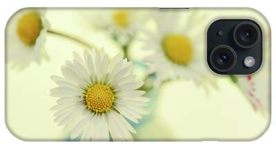 Common Daisy iPhone Cases