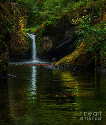 Upper Punch Bowl Falls Posters