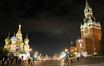 St. Basils & The Kremlin At Moscow - Poster by Trekholidays