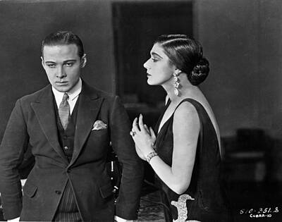 Rudolph Valentino and Vilma Banky in The Eagle (1925) | Flickr