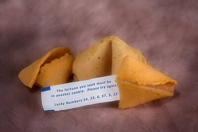 Featured image of post Chinese Fortune Cookie Drawing Fortune cookies became common in chinese restaurants after world war ii