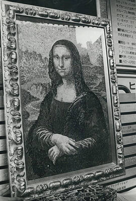 Mona Lisa Stamp Art