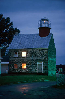 Selkirk Lighthouse Art