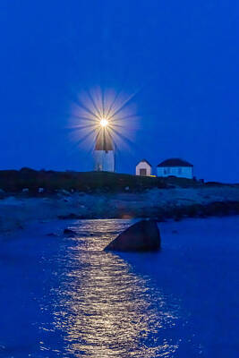  Photograph - Point Judith Lighthouse in Blue by Judy Garrard