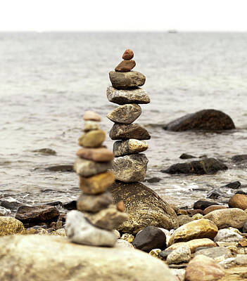 pile-of-pebble-stones-thomasfluegge.jpg