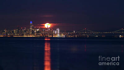  Photograph - Moon Over the TransAmerica Building by Denise Cottin