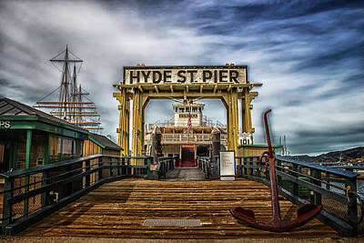 Hyde St. Pier Art