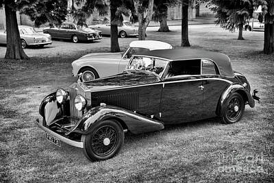 Designs Similar to 1932 Rolls Royce Monochrome