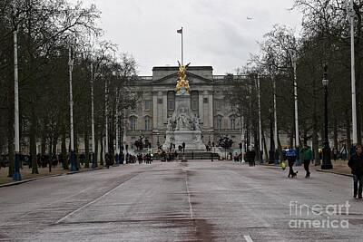  Photograph - Buckingham Palace Viewed from the Mall by Knelstrom Ltd