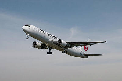 Designs Similar to Japan Airlines Boeing 767-346