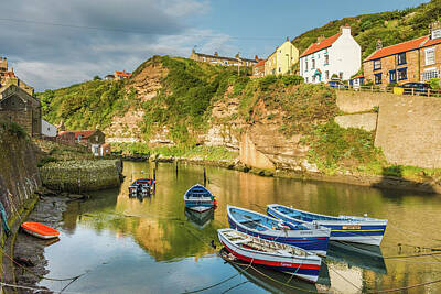  Photograph - Staithes, Yorkshire by David Ross