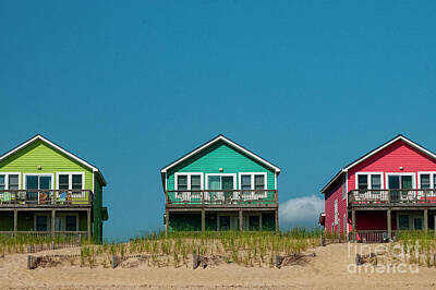  Photograph - Colorful Beach House by Peter Tompkins