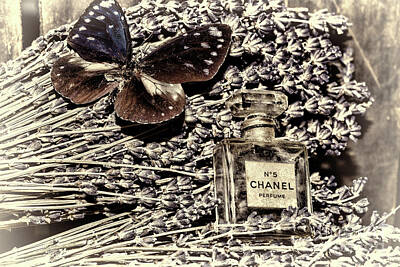 Chanel Perfume Photos for Sale - Fine Art America