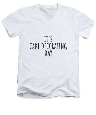 Cake Decorating V-Neck T-Shirts