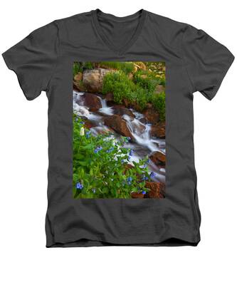 Indian Peaks Wilderness V-Neck T-Shirts