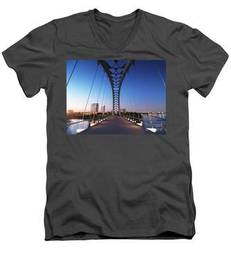 Humber Bridge V-Neck T-Shirts