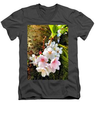 Flowering V-Neck T-Shirts
