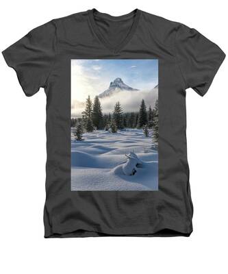 Squamish V-Neck T-Shirts