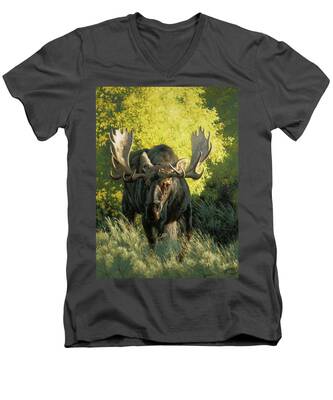 Shiras Moose V-Neck T-Shirts