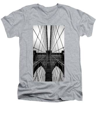 Brooklyn Bridge V-Neck T-Shirts